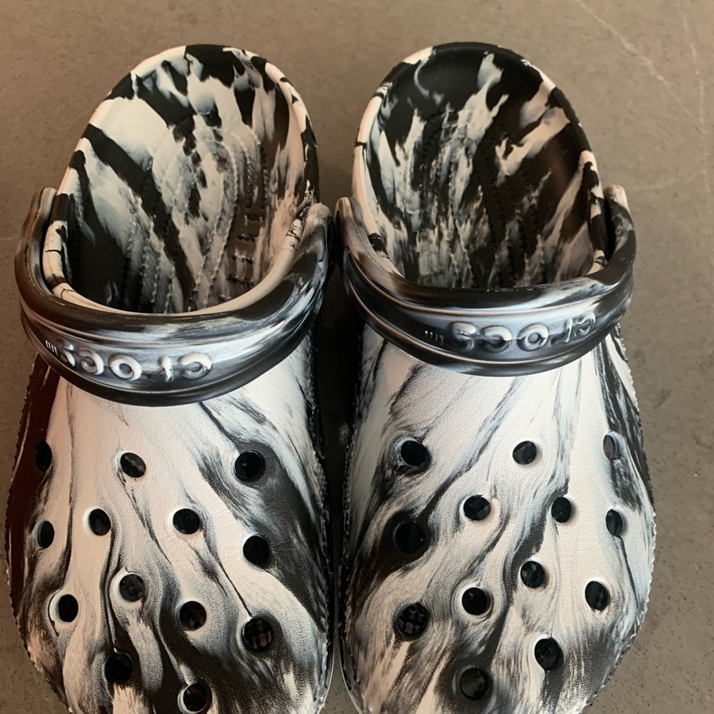 Crocs